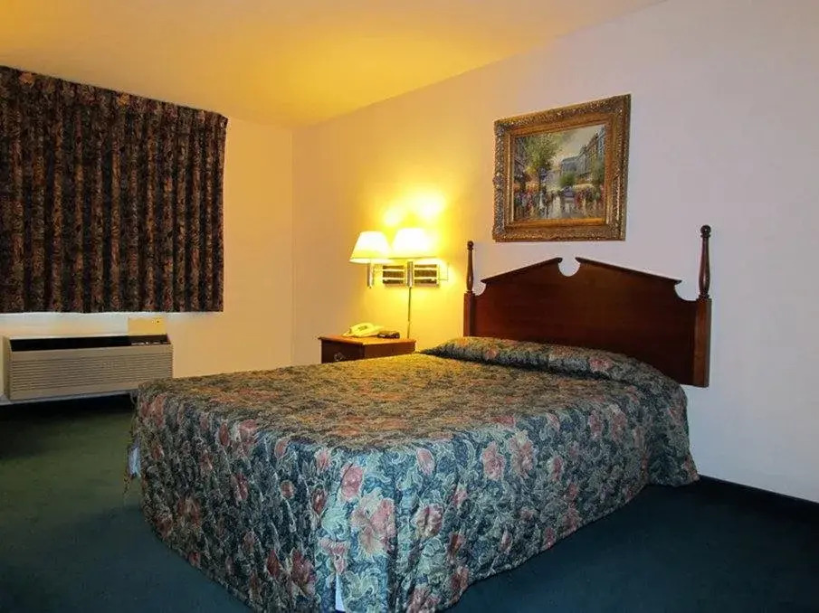 Western Inn & Suites Hampton