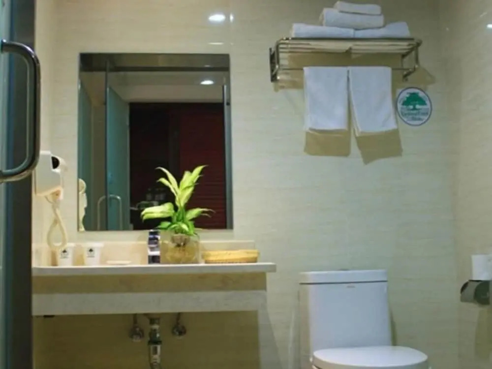 GreenTree Inn Zhoushan Putuo Donggang Hotel