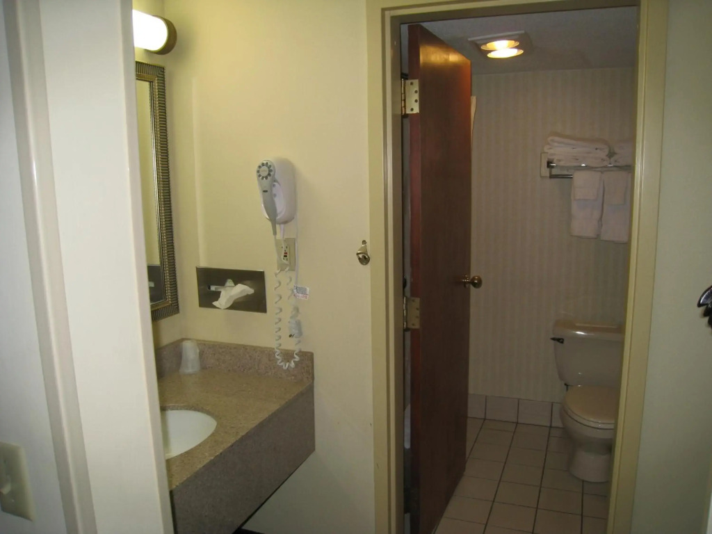 Best Western West Greenwich Inn