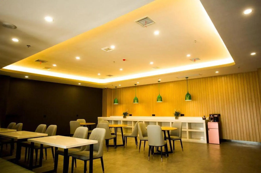 Qihang Junshang Hotel（Xi'an High-speed Railway North Station）