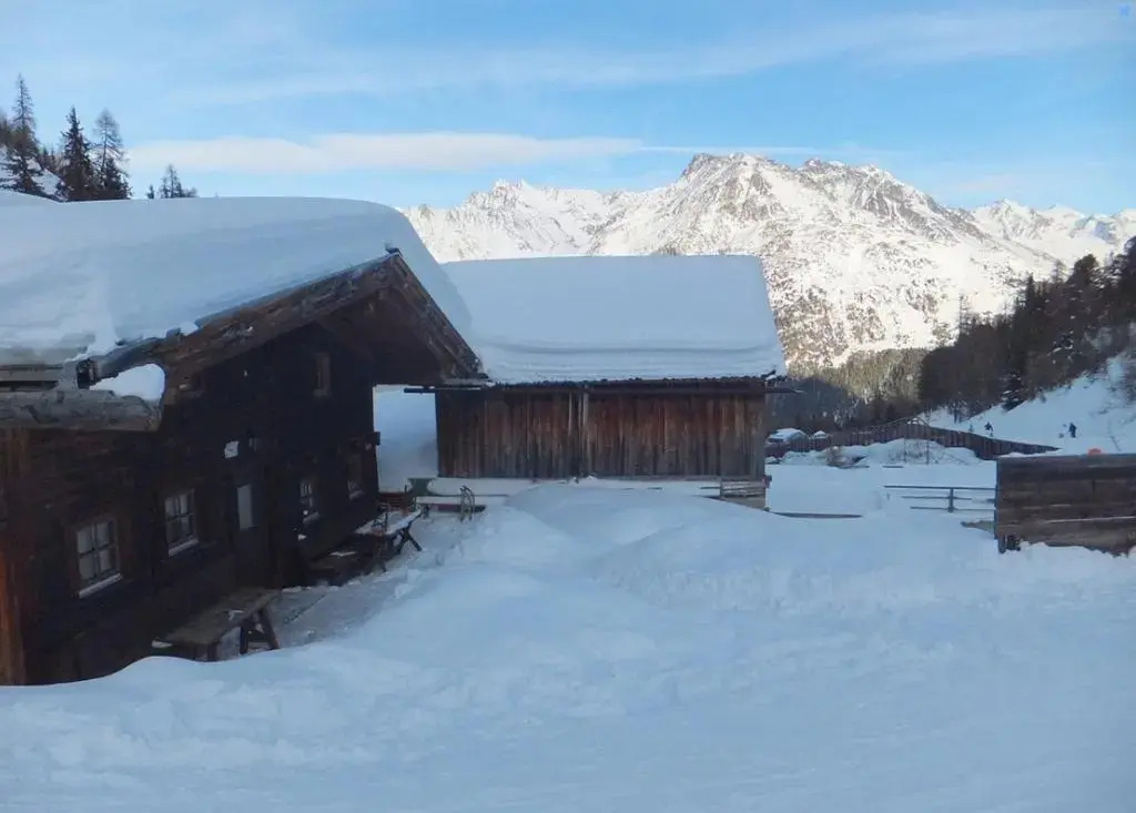 Hüttenzeit almhütte sölden