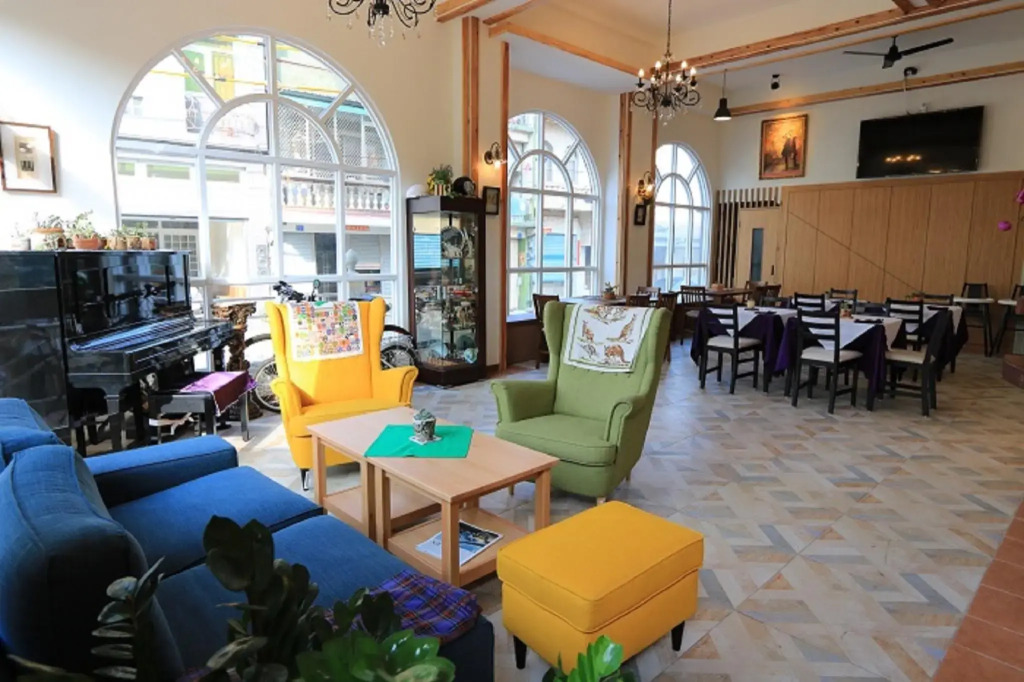 La Fleur BnB & Restaurant