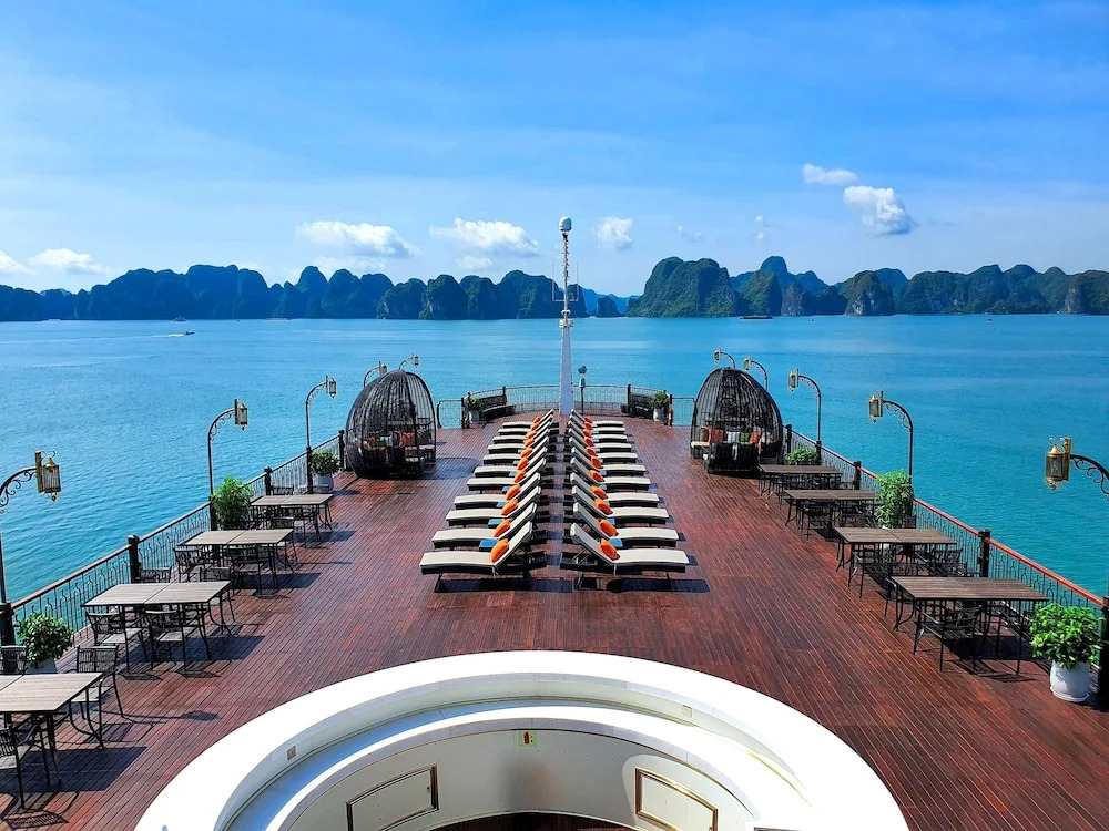 Indochine Premium Halong Bay