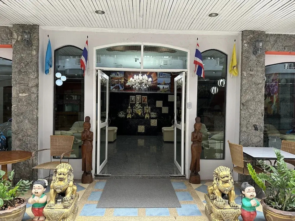 Nid Huahin Hotel