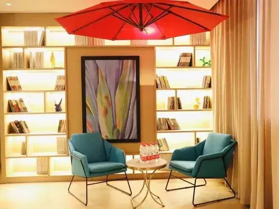 Magpie CC Hotel (Grand Century New World Spring City International Trade Square, Wen County)