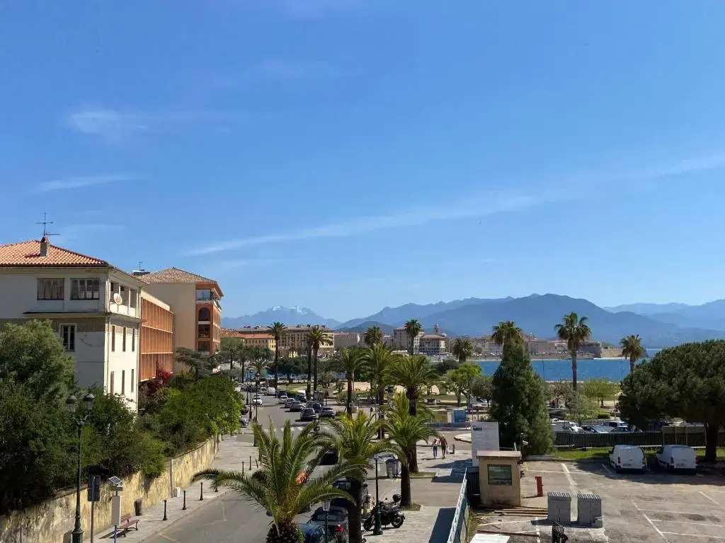 Appartement 50m2 pied dans l’eau