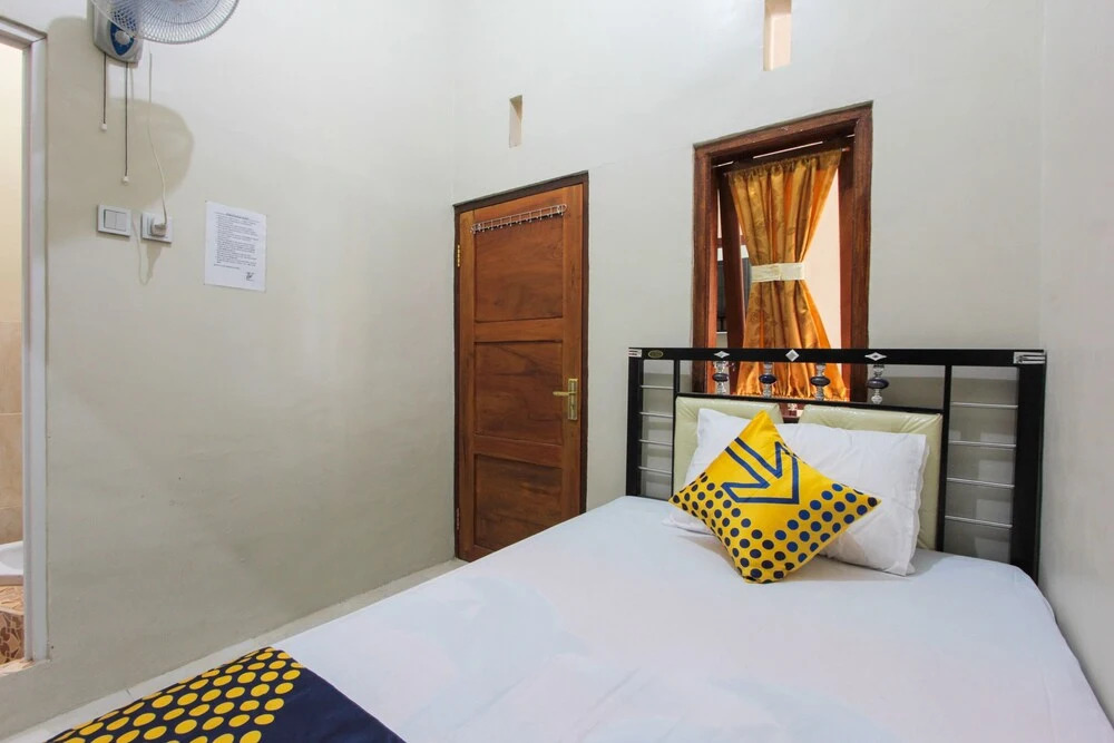 Spot On 2210 Hifana Residence