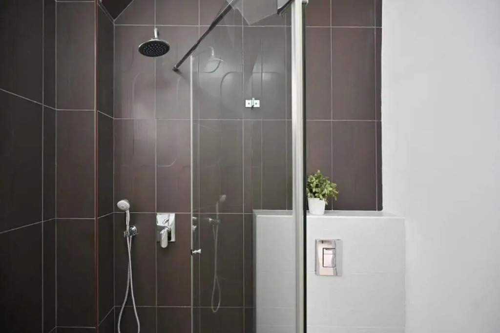 Classy 2BR in Amsterdam by HolyGuest