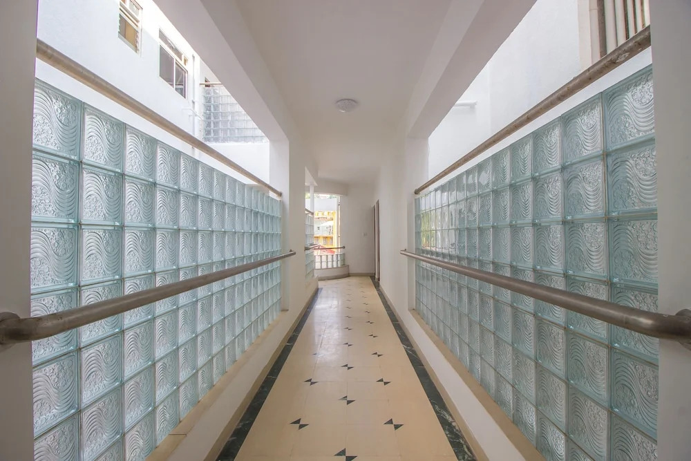 OYO 12319 Home Elegant 1bhk Dona Paula