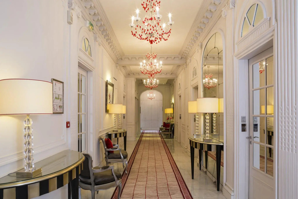 Majestic Hotel Spa - Champs Elysées