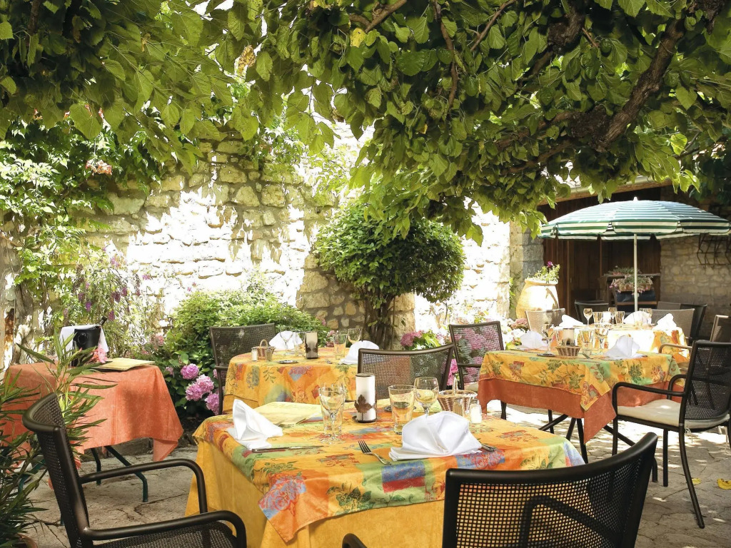 Logis Auberge Les Murets Hotel Restaurant Spa