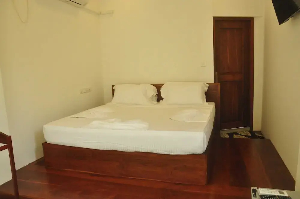 New Wave Beach Resort Unawatuna