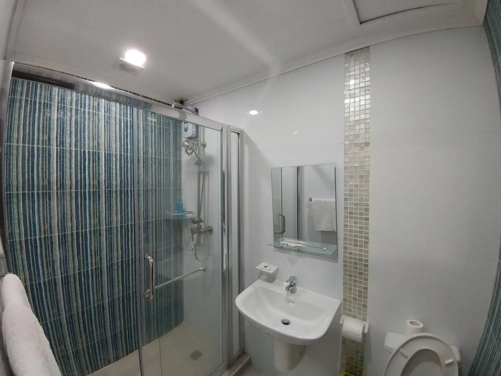 OYO 700 Pj Inn Hotel