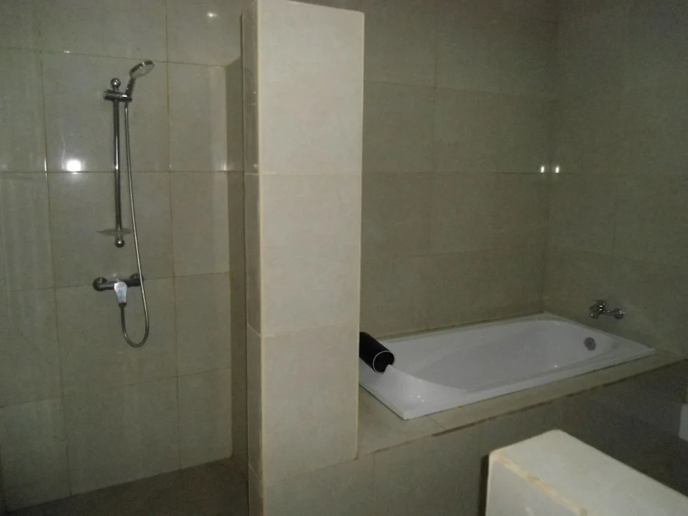 Arya Residence