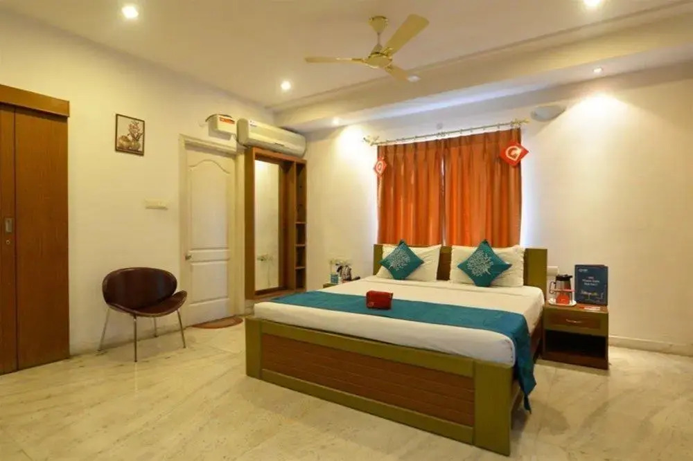 Six Seventy Five Service Apartment