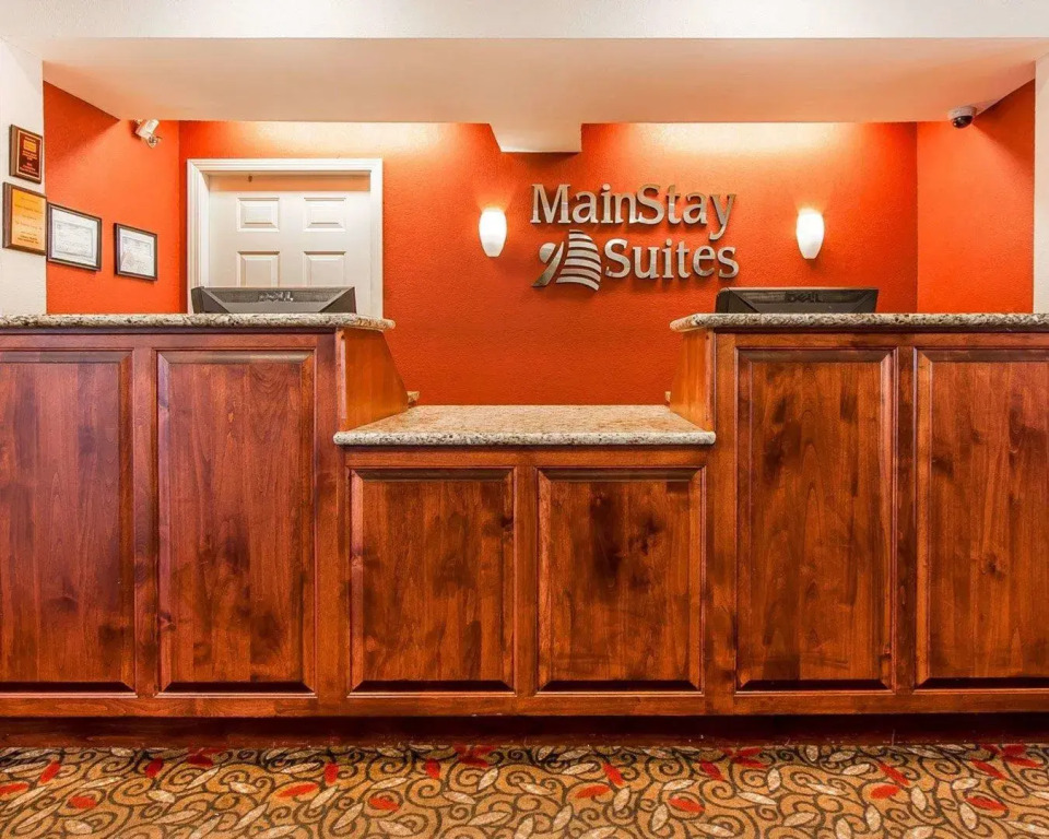 MainStay Suites Knoxville Airport