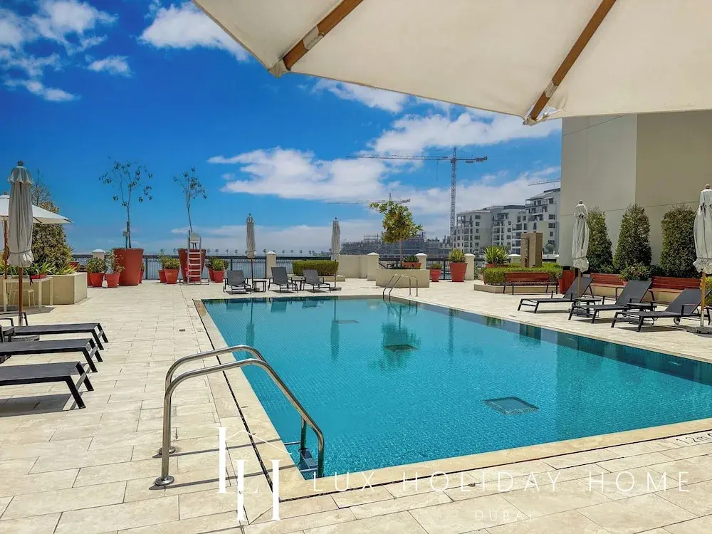 LUX  The La Mer by The Sea Suite 4