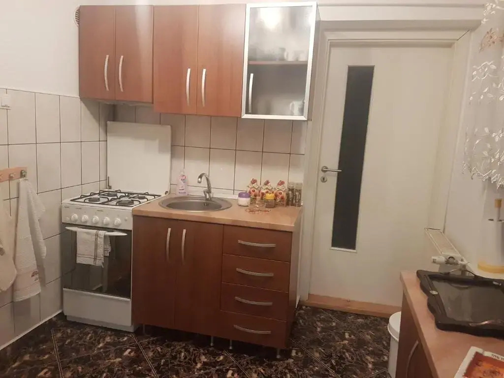 Apartament Teilor