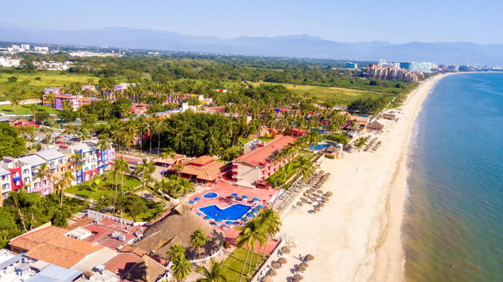 Grand Decameron Complex Bucerias, A Trademark All-Inclusive Resort