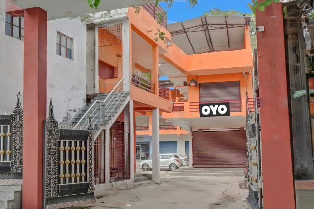 Super OYO 813893 Hotel Siddhi Vinayak