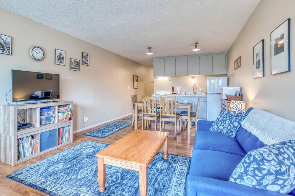 Proposal Rock Inn 233