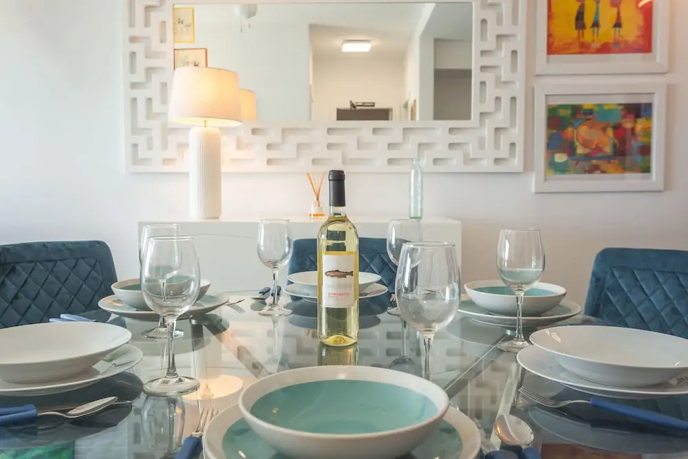 Aqui H Casa by Atlantic Holiday