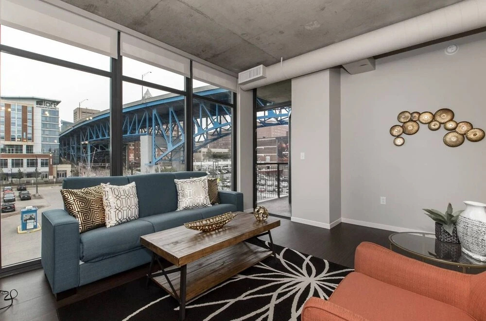 Apartments At 1055 Old River Road