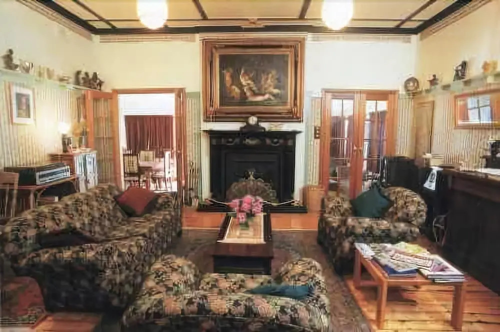 Sirens Bed & Breakfast