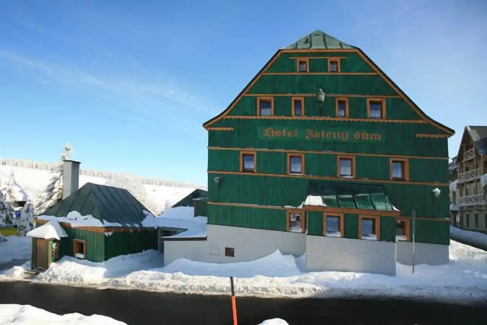 Hotel Zelený Dům
