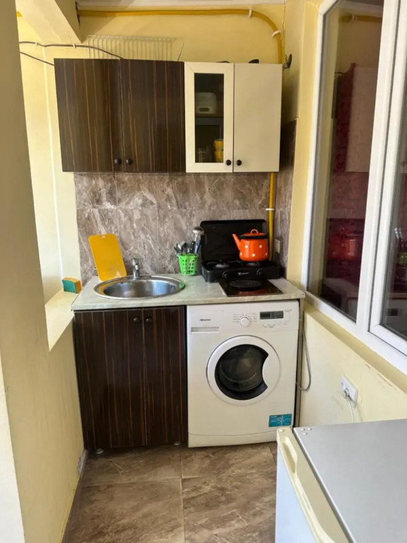 FLAT1