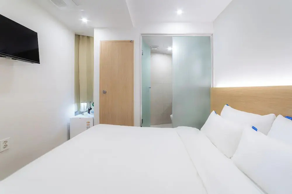 Hi Seoul Hostel West