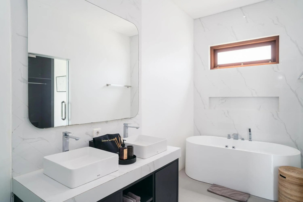 4BR Family Villa in Central Seminyak