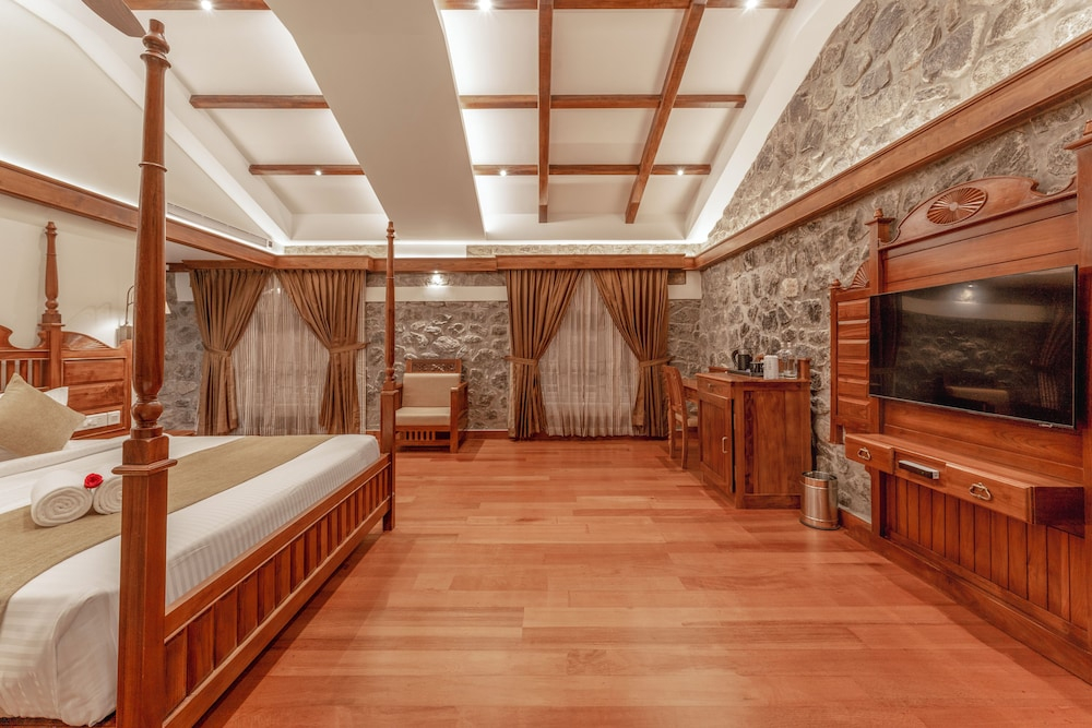 Le Montfort Resort