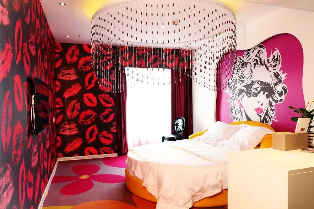Luoyang Provence Theme Hotel