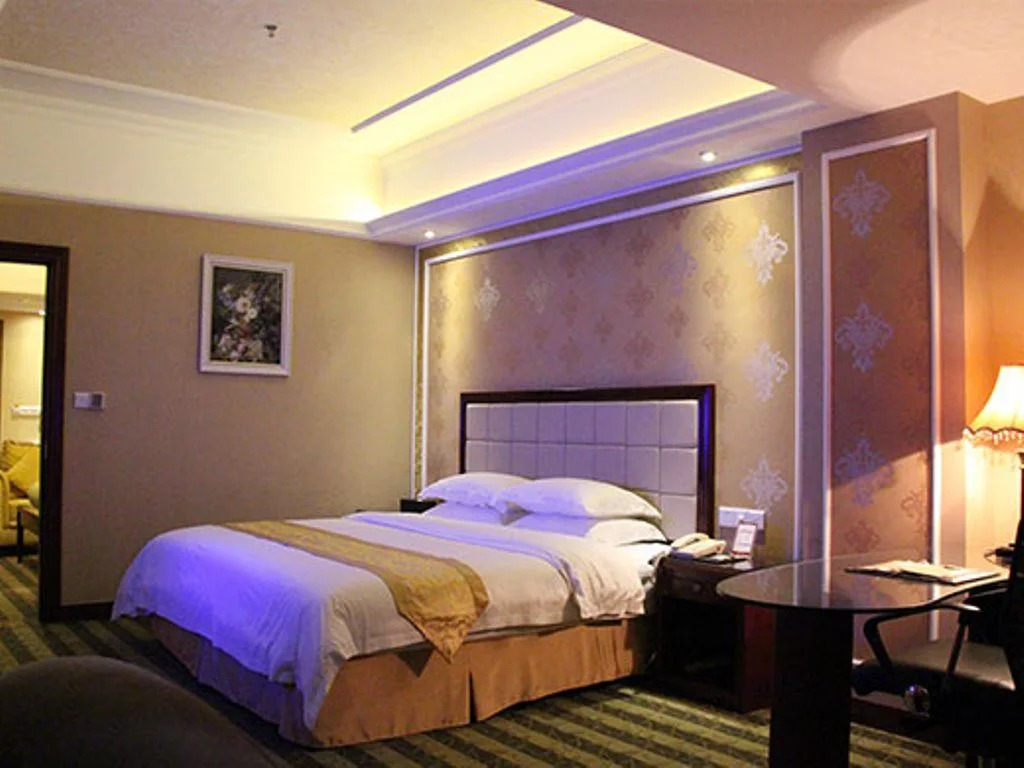 Vienna Hotel Shenzhen Songgang Yanchuan Road