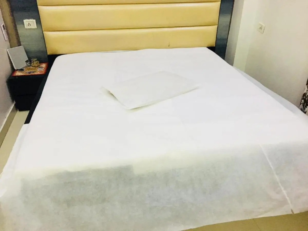 Hotel Veersarthak Residency