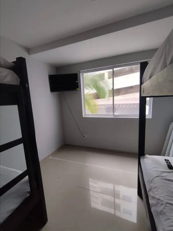 Bm-15 room near the sea with air conditioning and WIFI