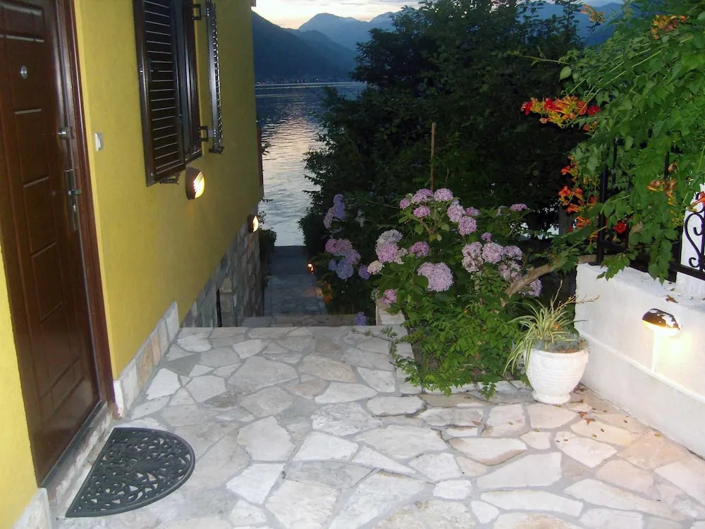 Apartments Matkovic