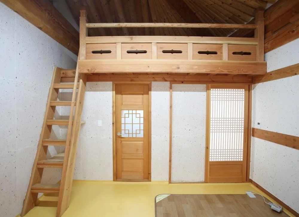 Hwangnam Gotaek Keumseulchae