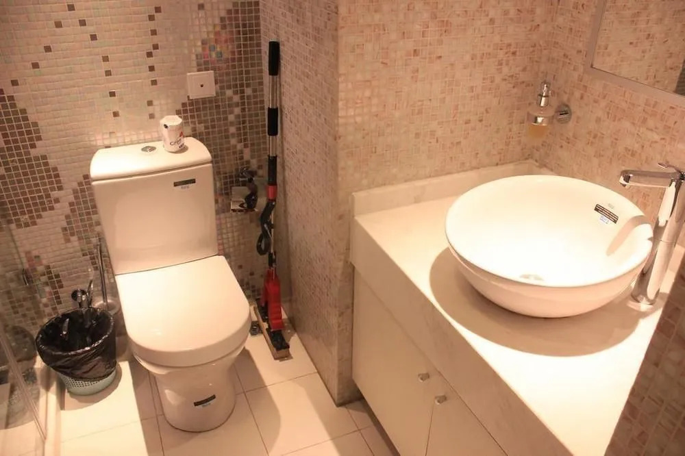 Nanjing Zhong Hotel Apartment