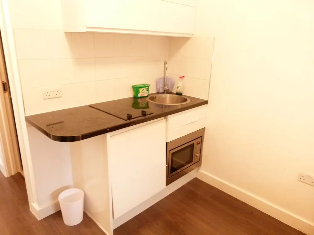 SS Property Hub - City of London Studio Apartment 18