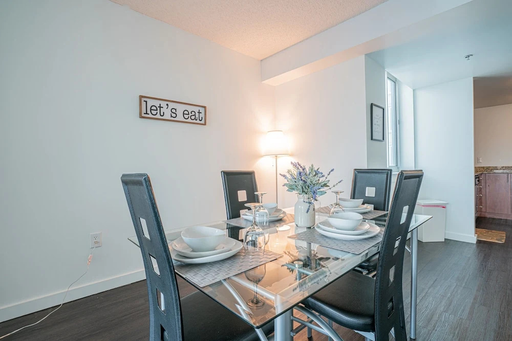 2 Bedroom Fully Furnished APT over Camden Yards 2 Apts by RedAwning