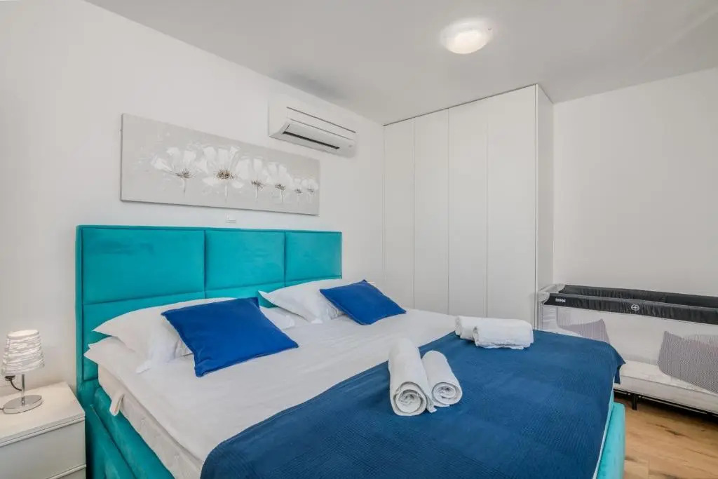 Apartments Elle Luxury Vantačići
