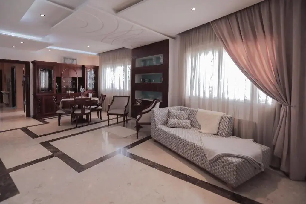Magnifique Villa Avec Piscine, Pour Vos Vacances