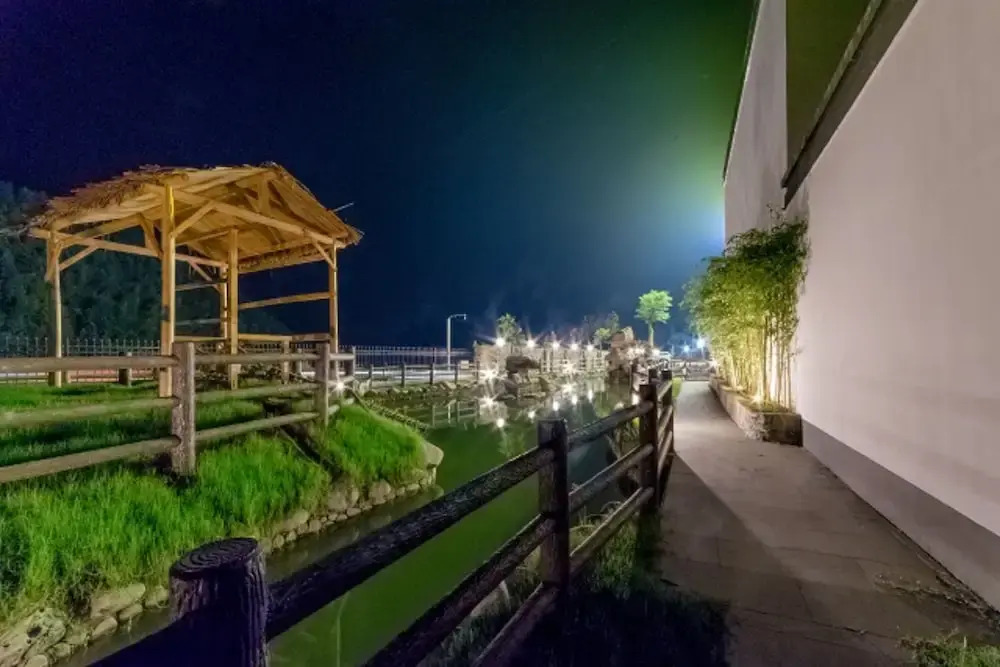 Floral Hotel Huangshan Fuyu Shanju