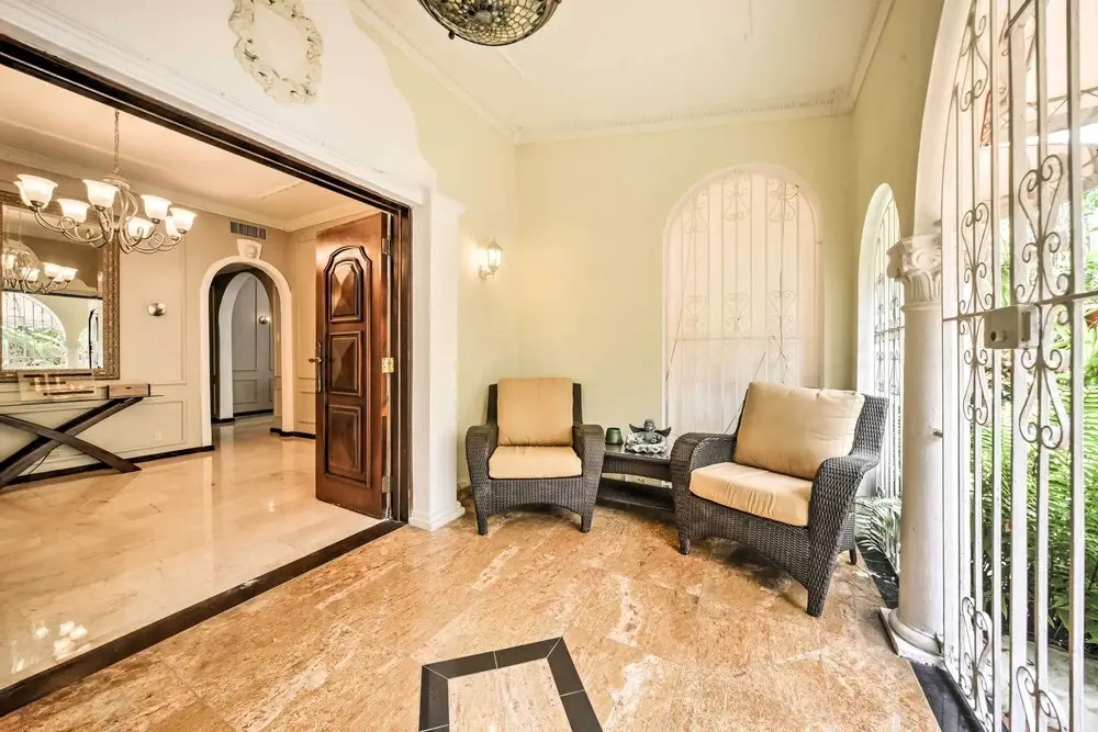 Luxurious San Juan Villa w/ Pool - Walk to Beach