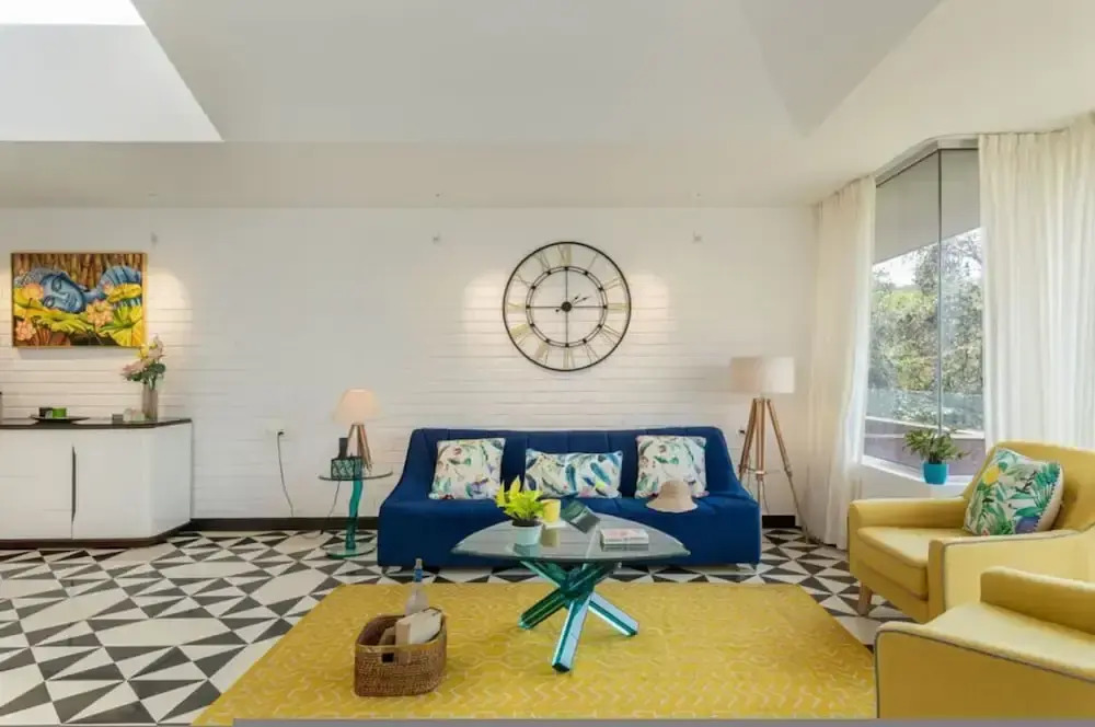 El Arbol by The Blue Kite with Rooftop Pool, Kitchen, Wifi, Security,10 Mins to Candolim Beach & 5 mins to Casino