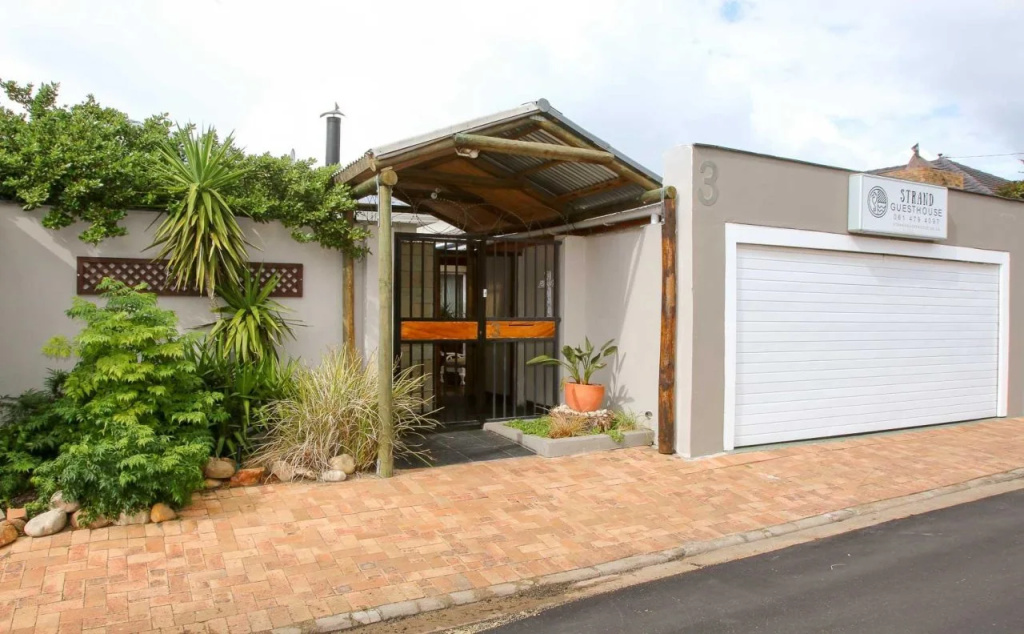Strand Guesthouse
