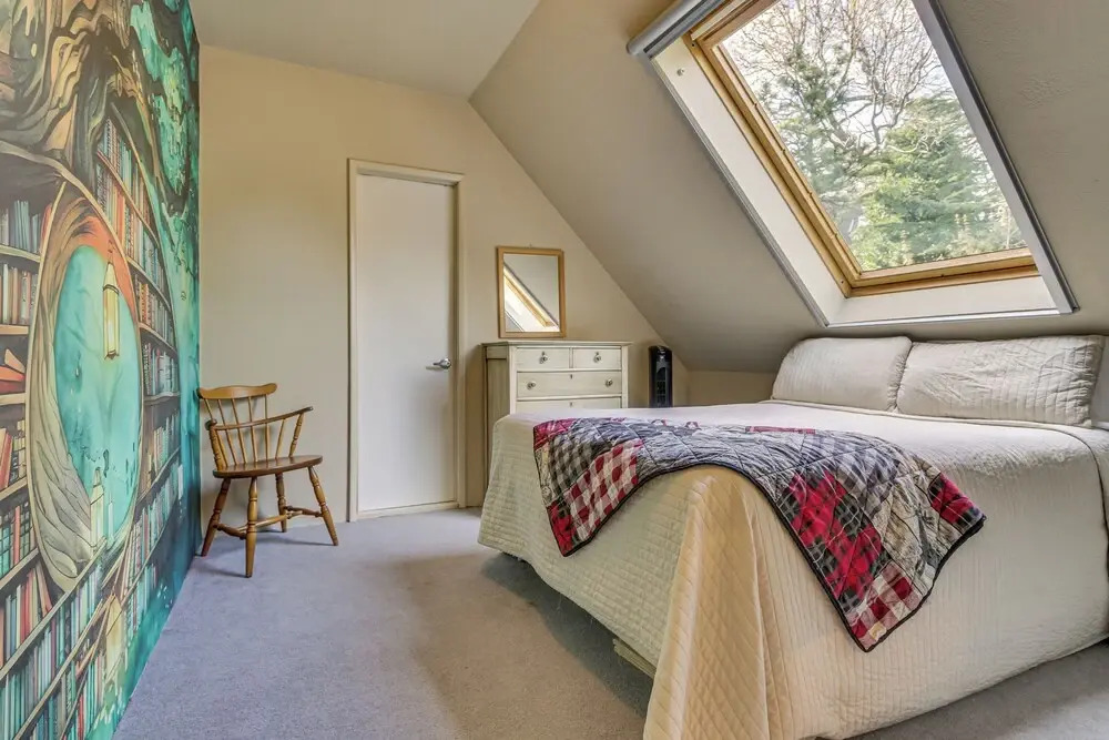 Partial Lake Arrowhead View: Cabin w/ Game Room!