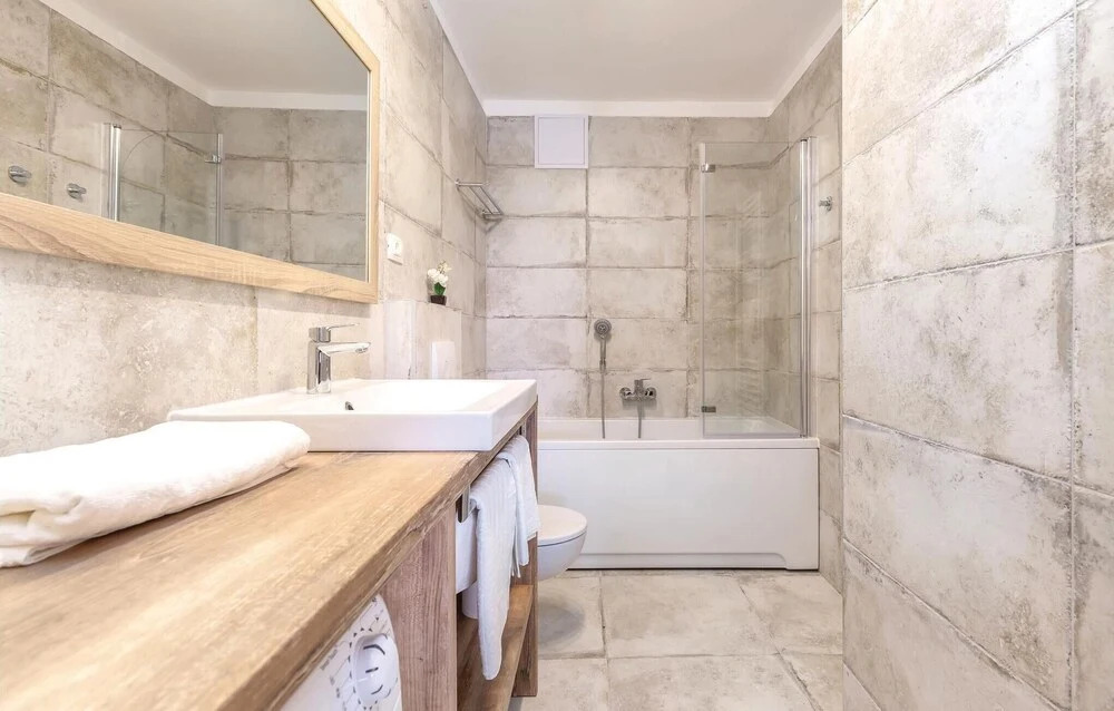 Awesome Home in Praputnjak With Wifi, Outdoor Swimming Pool and 4 Bedrooms